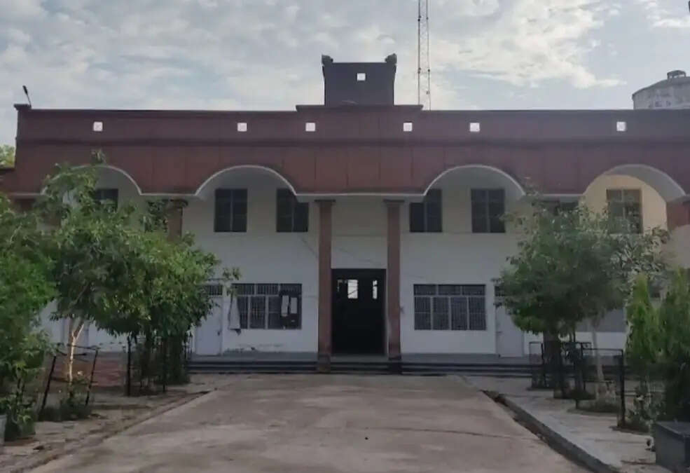 जन शिकायतों के निस्तारण में मौदहा तहसील प्रदेश में अव्वल