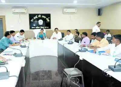 कोरबा : मेयर इन काउंसिल की बैठक, शहर की स्वच्छता व नागरिक सेवाओं की बेहतरी हेतु इंदौर माडल पर कार्य करेगा निगम