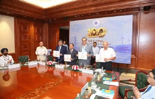 देश के विद्युत क्षेत्र को मजबूत करने के 21 वर्ष पूरे होने का मनाया गया जश्न