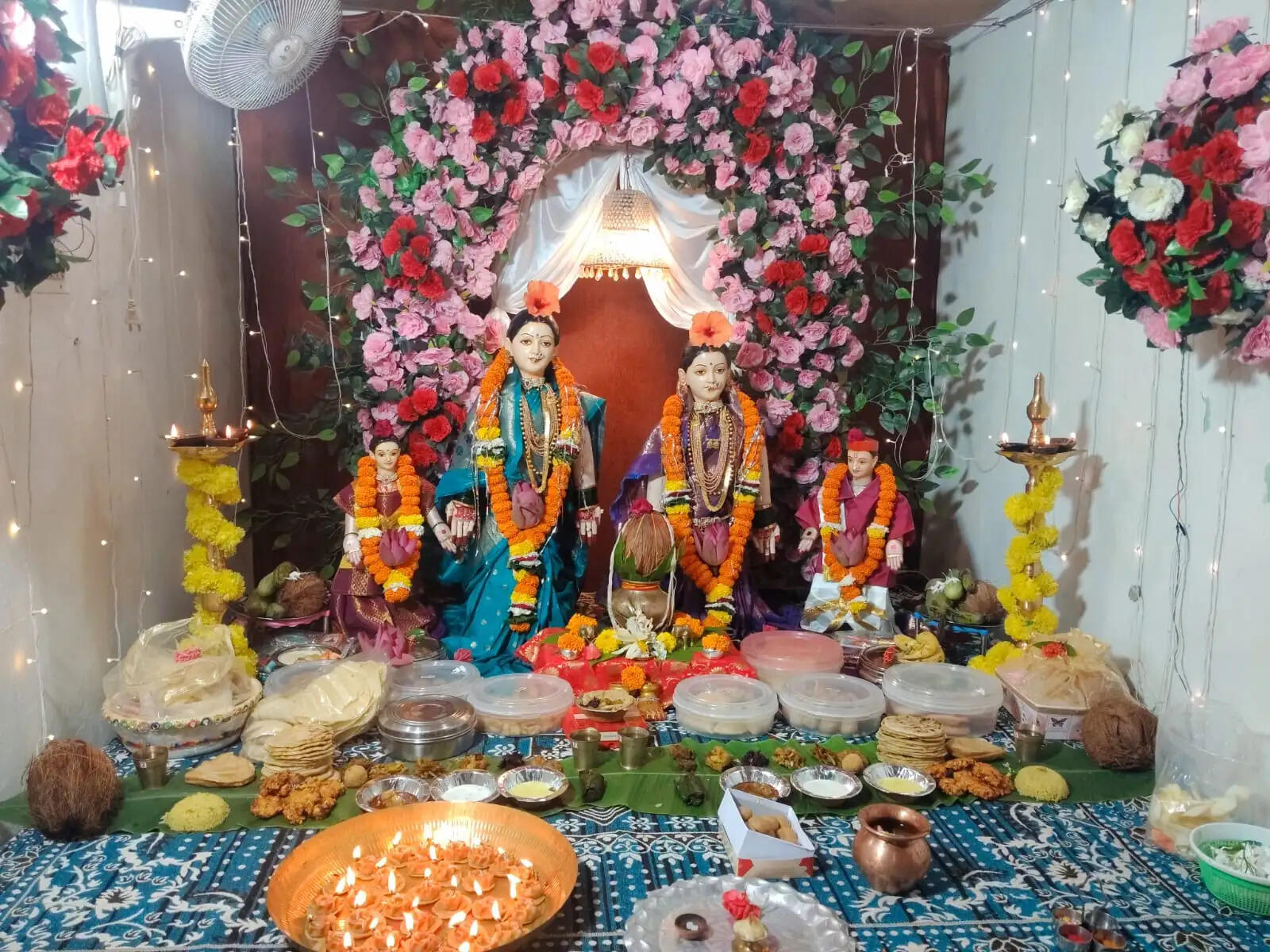 मराठापारा में श्रद्धा के साथ मनाया जा रहा महालक्ष्मी पर्व
