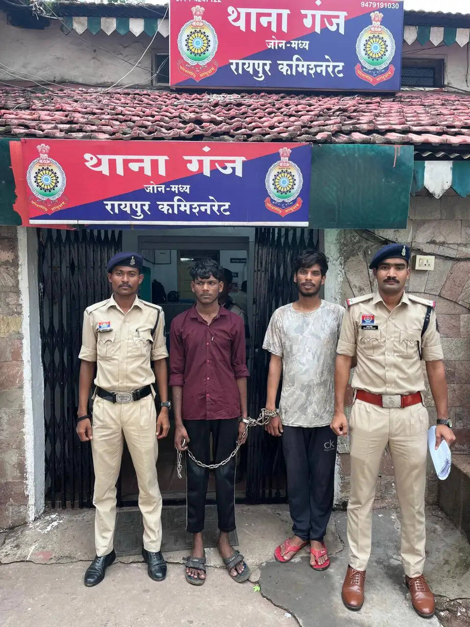 रायपुर में नशे के सौदागरों पर शिकंजा, 200 नशीली टैबलेट के साथ दो गिरफ्तार