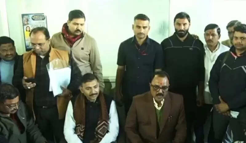 मप्र में नवकरणीय ऊर्जा के क्षेत्र में स्थापित हो रहे हैं बड़े-बड़े आयामः मंत्री शुक्ला