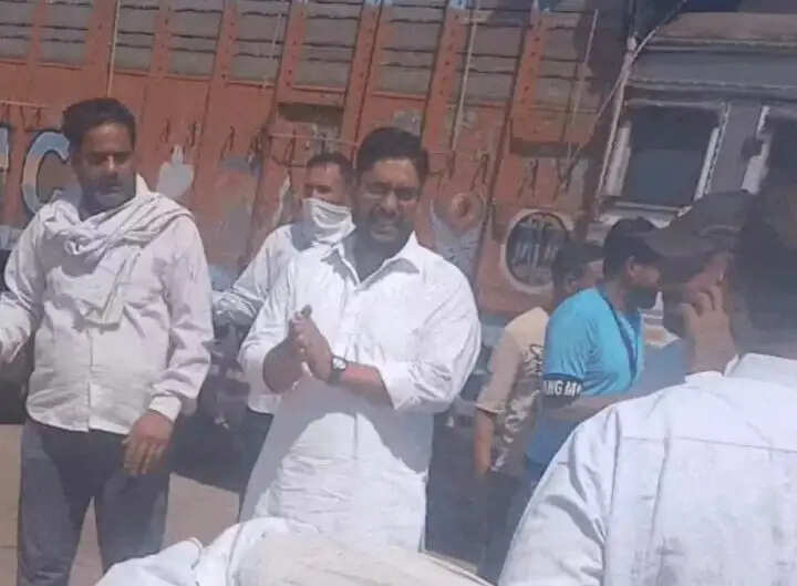 विधायक ने राजौंद अनाज मंडी का किया दौरा, व्यवस्थाओं पर उठाए सवाल