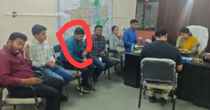 जबलपुर में ईओडब्ल्यू ने एसडीएम के स्टेनो को रिश्वत लेते पकड़ा