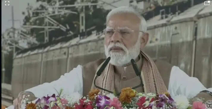 (अपडेट) कांग्रेस ने एआई समिट काे अपनी नंगी और गंदी राजनीति का अखाड़ा बना दिया: नरेन्द्र मोदी