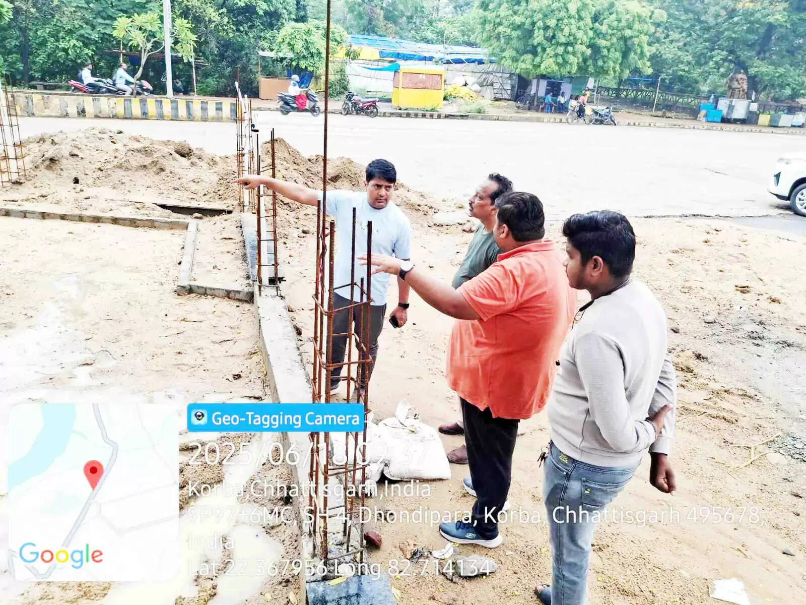 अटल परिसर निर्माण कार्य में तेजी लाकर समयसीमा में कार्य पूरा कराएं- आयुक्त