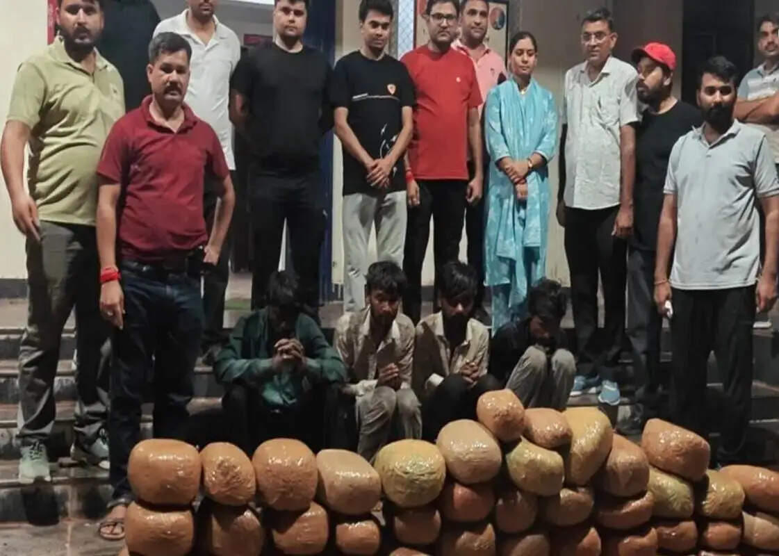 ओडिशा से जयपुर लाई जा रही 150 किलो गांजे की खेप जब्त