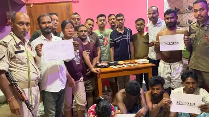असम : भारी मात्रा में हेरोइन जब्त, चार तस्कर गिरफ्तार