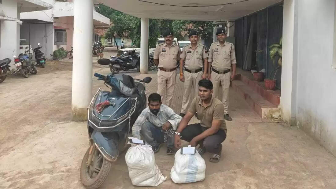 सक्ती पुलिस ने 11 किलो गांजा सहित दो आरोपित को किया गिरफ्तार