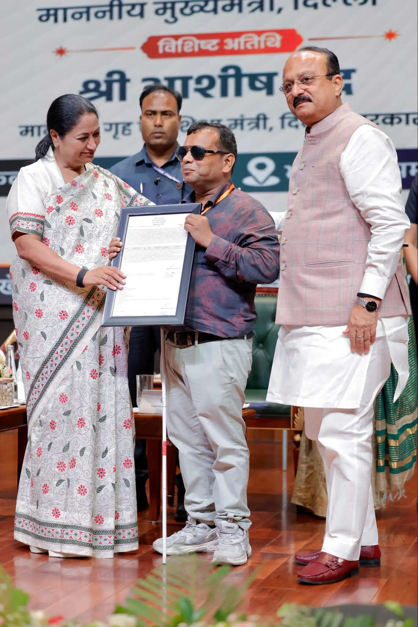 मुख्यमंत्री ने 1,368 नवनियुक्त शिक्षकों को दिए नियुक्ति पत्र