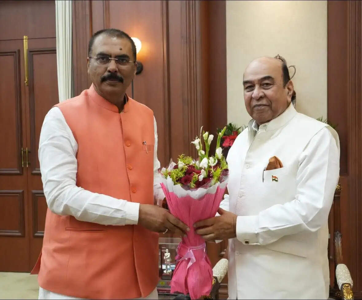राज्यपाल से मिले भाजपा के प्रदेश अध्यक्ष संजय सरावगी