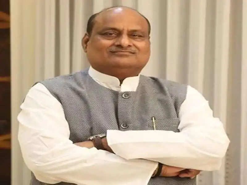 बजट आम जनता की अपेक्षाओं पर खरा नहीं उतरा: जय सिंह अग्रवाल