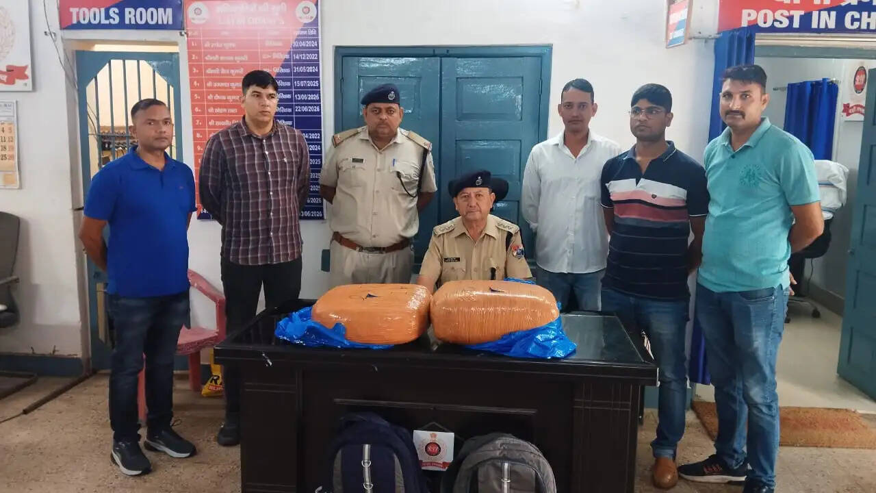 आरपीएफ ने आठ लाख का गांजा जब्त किया