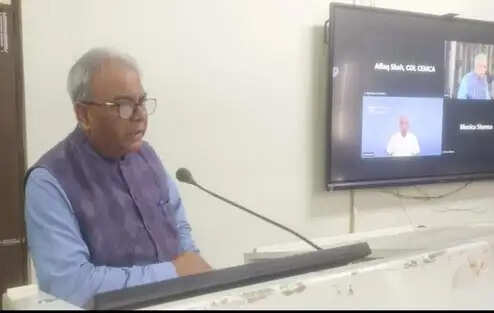 रोजगार उत्पन्न करने वाले पाठ्यक्रम विकसित करें : प्रोफेसर सत्यकाम
