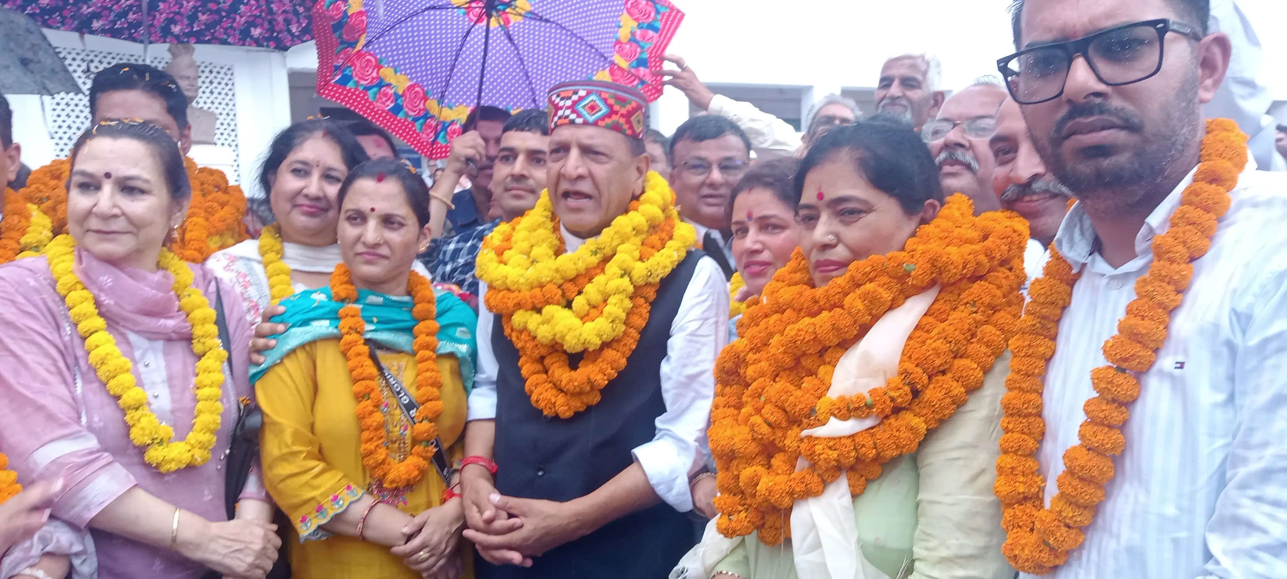 सोलन नगर निगम में भाजपा का कब्जा, सुषमा शर्मा बनीं मेयर, गौरव चुने गए डिप्टी मेयर