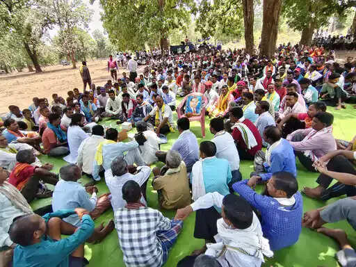 बुनियादी सुविधाओं से वंचित छत्तीसगढ़ के 48 गांवों के ग्रामीणों ने प्रधानमंत्री को खून से लिखा पत्र