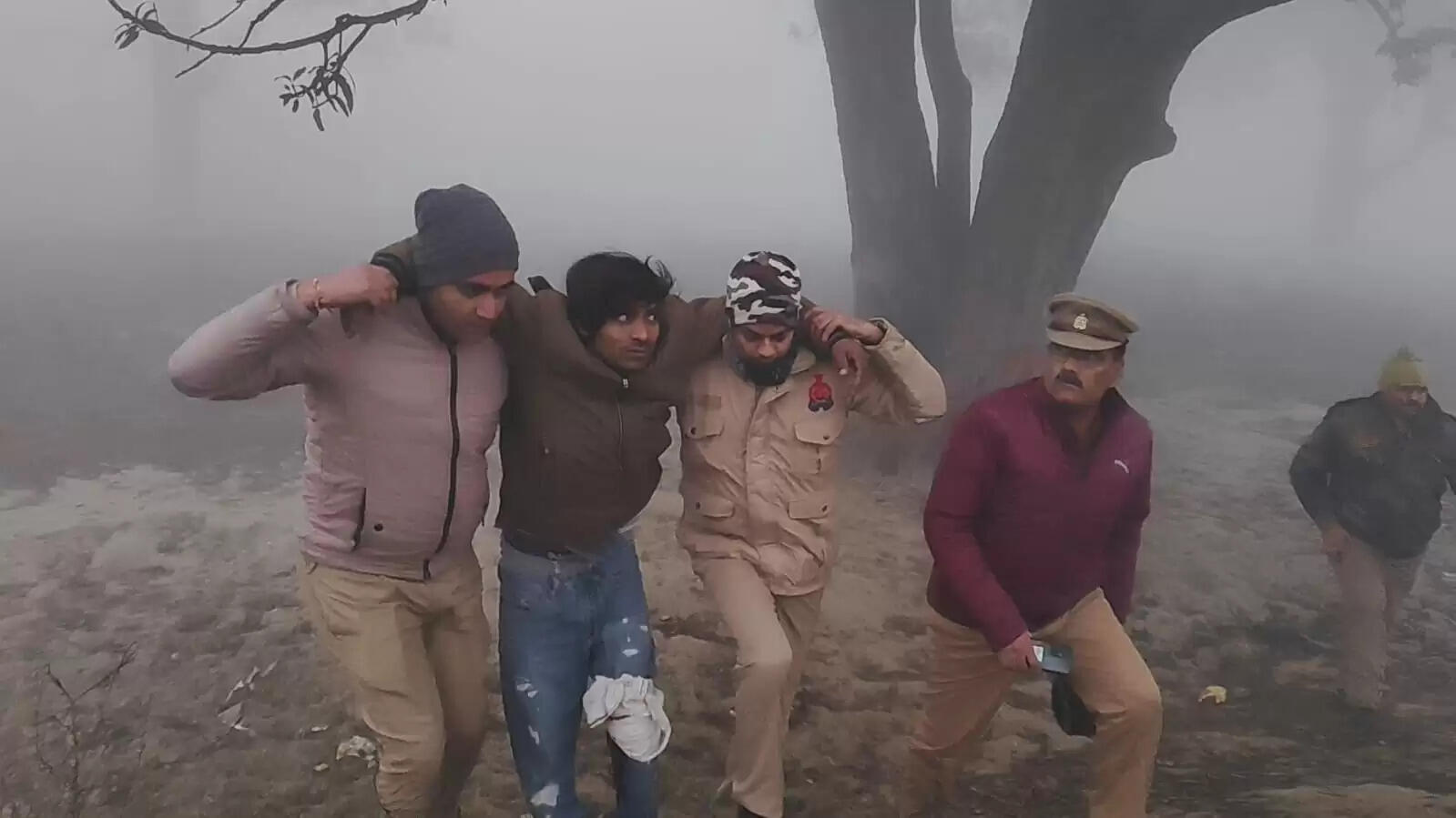 कन्नौज: जेल से फरार डंपी उर्फ शिवा पुलिस मुठभेड़ में घायल