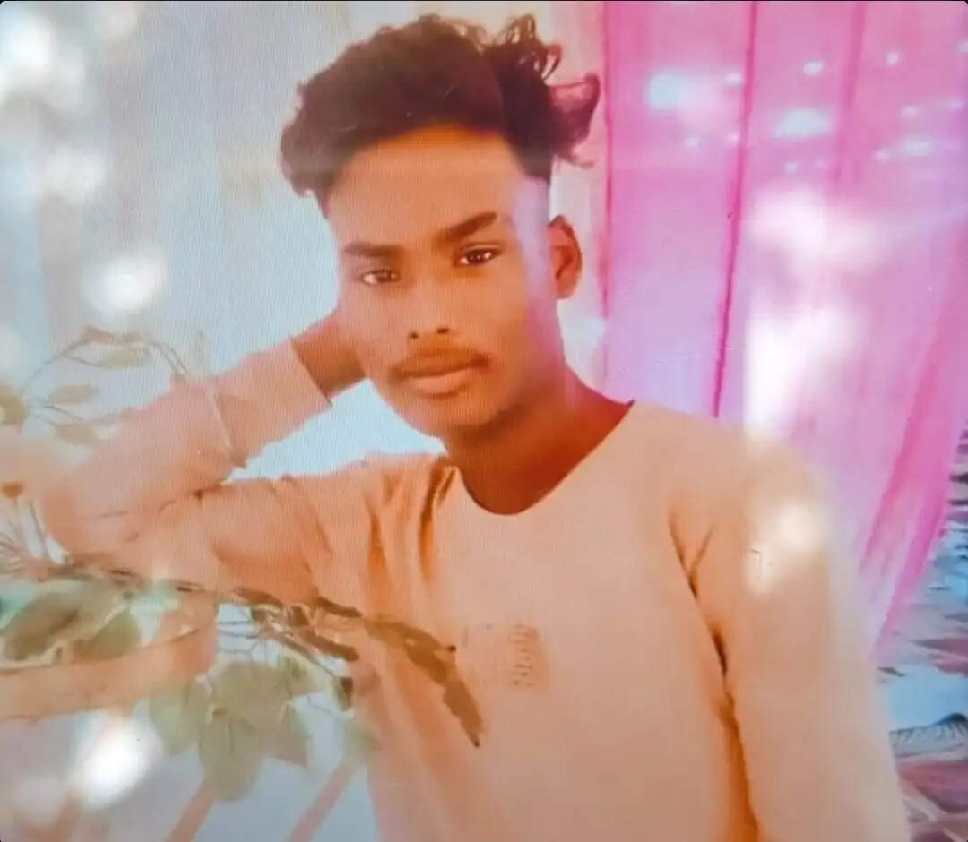 युवक ने फांसी लगाकर की आत्महत्या,नौ माह पहले हुई थी प्रेम विवाह