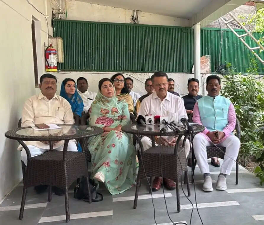 नवीन पटनायक के बयान पर भाजपा सांसदों का पलटवार, भर्तृहरि महताब बोले- ओड़िशा की जनता को कमजोर न समझें