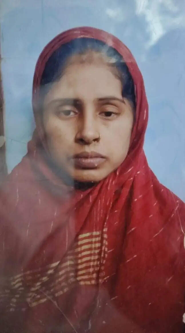 चार दिन बाद नहर में मिला महिला का शव, संदिग्ध परिस्थितियों में हुई थी लापता