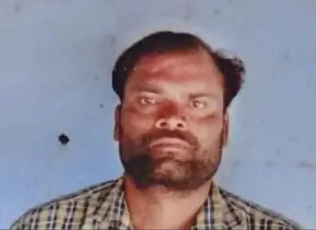 एक ही दिन उजड़ गया पूरा परिवार: मां की मौत के सदमे में पिता ने भी तोड़ा दम, दो मासूम बेटे हुए अनाथ