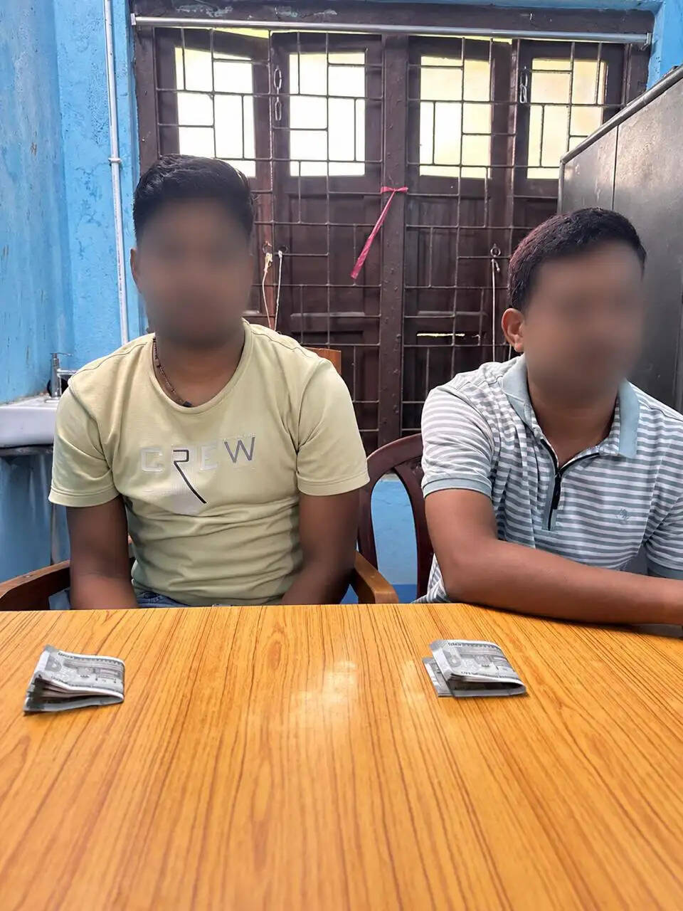 एसीबी का भ्रष्टाचार पर कड़ा प्रहार : पासपोर्ट वेरिफिकेशन के नाम पर घूस लेते दो सिविक वालंटियर गिरफ्तार