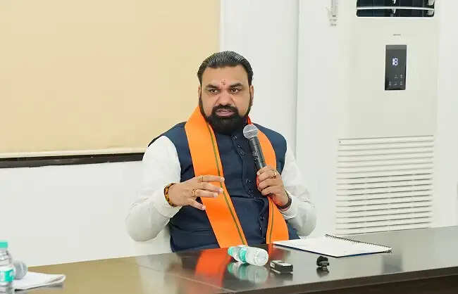 पर्यावरण को संतुलित रखते हुये बिहार में विकास के काम तेजी से किये जा रहे हैं : मुख्यमंत्री