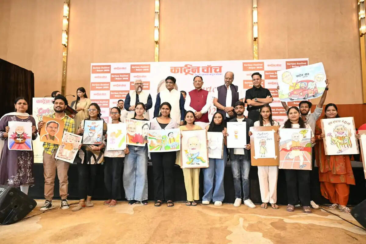 कार्टून समाज को जागरूक करने के साथ सोचने और आत्ममंथन के लिए करता है प्रेरित : मुख्यमंत्री साय
