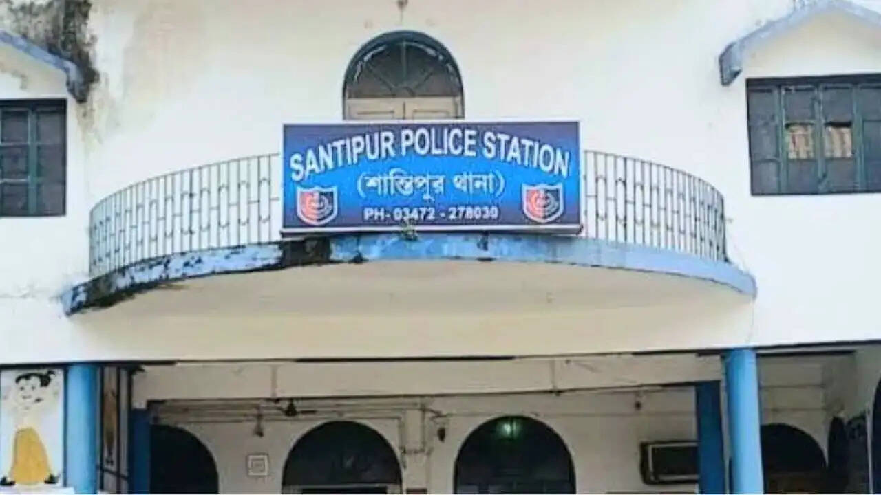 देवर और भाभी का फंदे से लटकता शव मिलने से इलाके में सनसनी