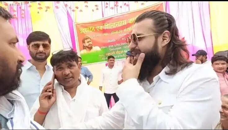 मऊ में अब्बास अंसारी का शक्ति प्रदर्शन, विकास की राजनीति पर साधा निशाना