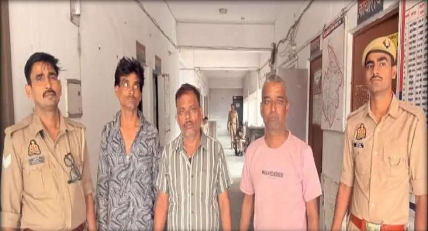 ऑटो में सवारी बैठाकर चोरी करने वाले गैंग के तीन अपराधी गिरफ्तार, लूटा माल भी बरामद