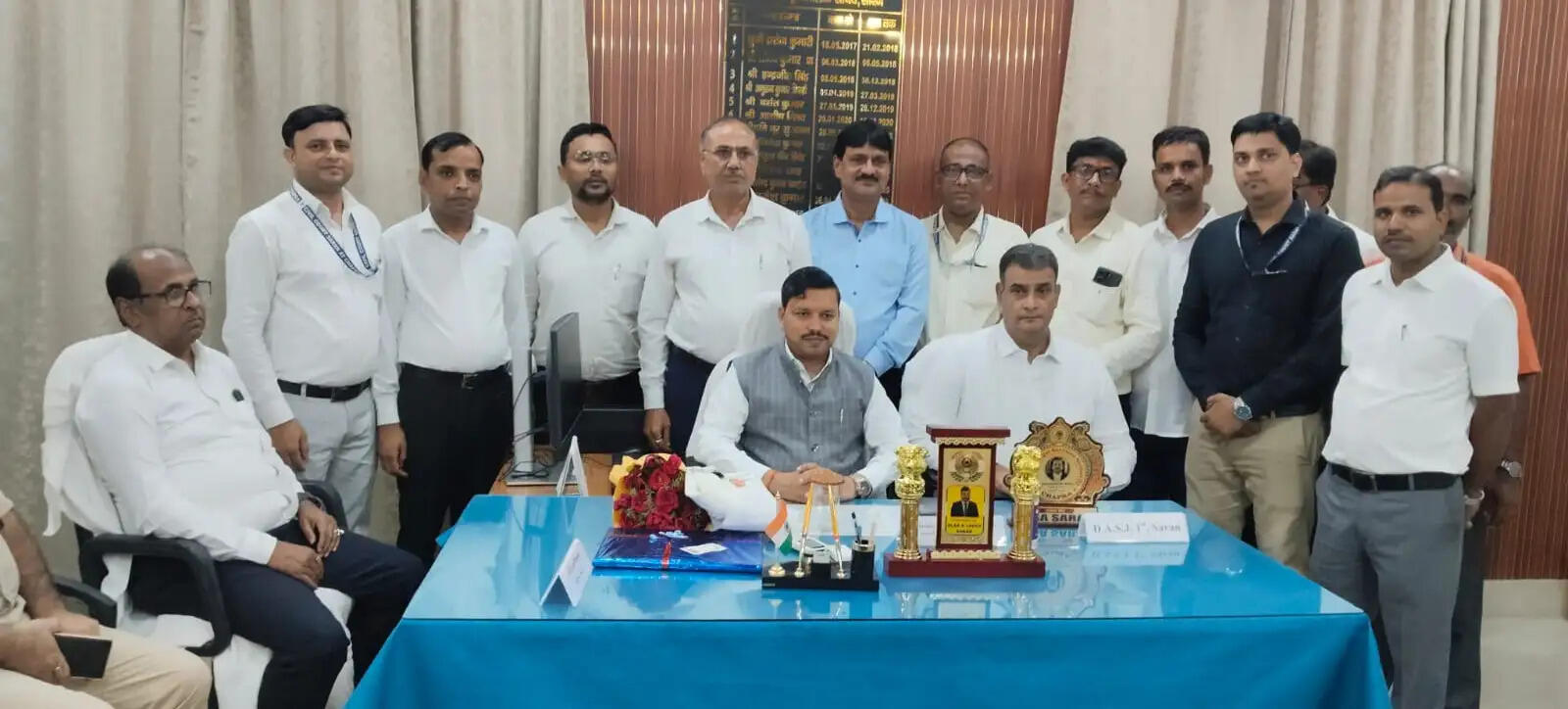 सारण न्यायमंडल ने प्रधान जिला एवं सत्र न्यायाधीश काे दी भव्य विदाई