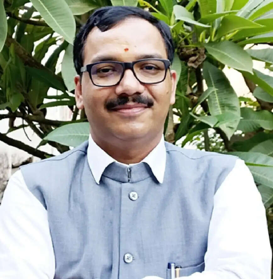 असहमति तर्कों से हो, उपहास से नहीं