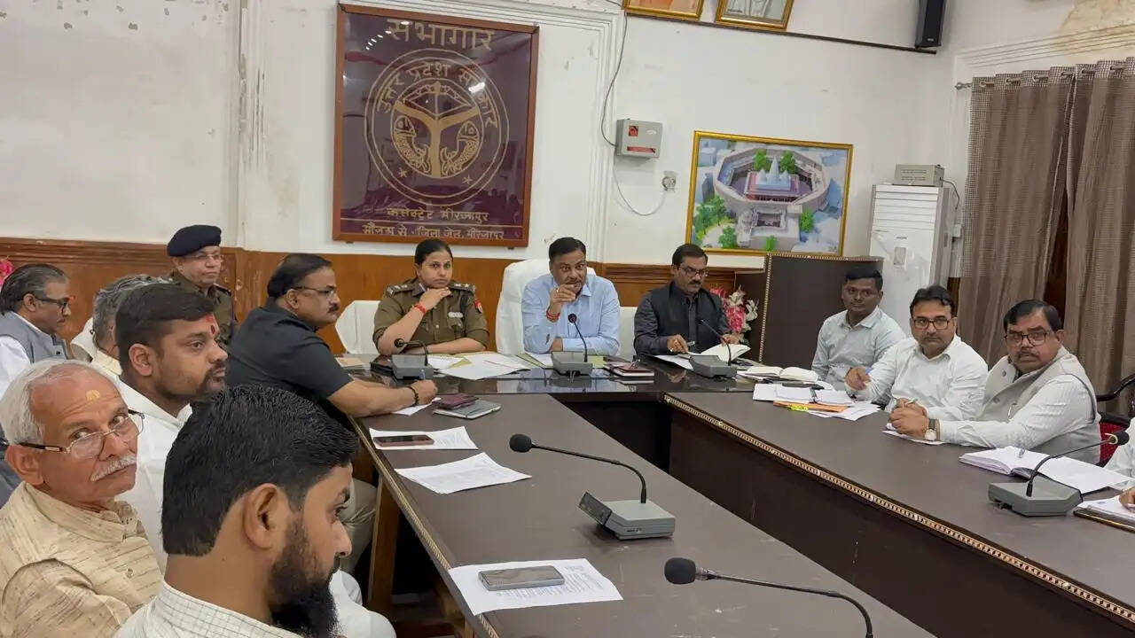 चैत्र नवरात्र मेला तैयारी: सीवर बहने पर दंड, शराब दुकानों पर सीसीटीवी अनिवार्य