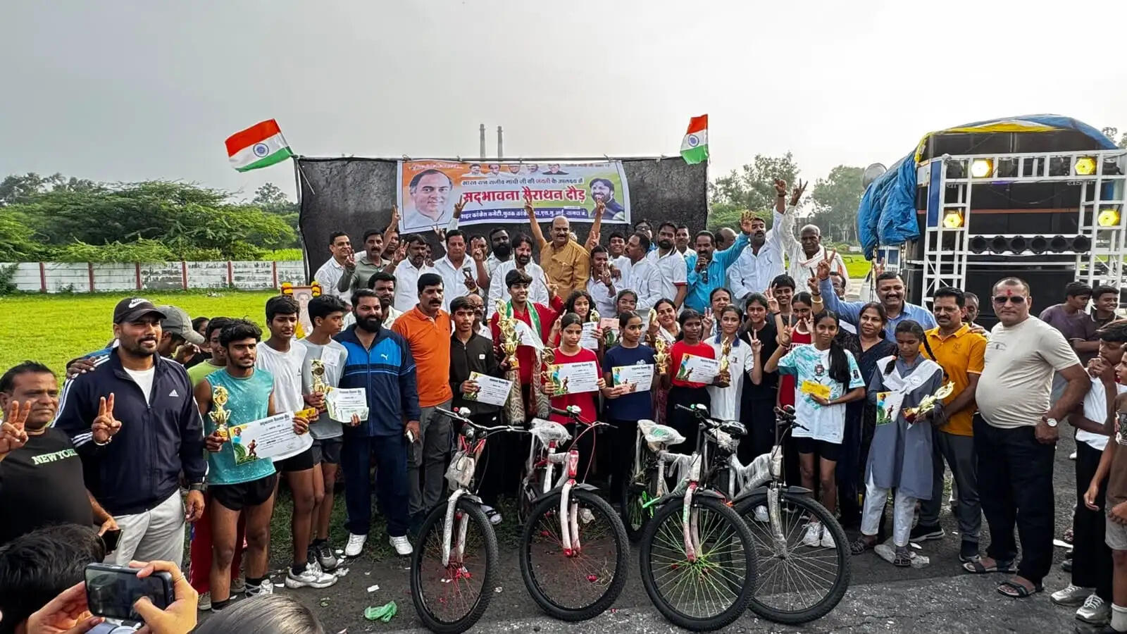 नागदा में सद्भावना मैराथन में दौड़े सैकड़ों विद्यार्थी, एकता और भाईचारे का दिया संदेश