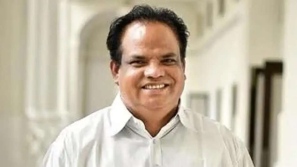 तृणमूल में रहकर भी दूरी क्यों, जॉन बारला की भूमिका पर उठे सवाल