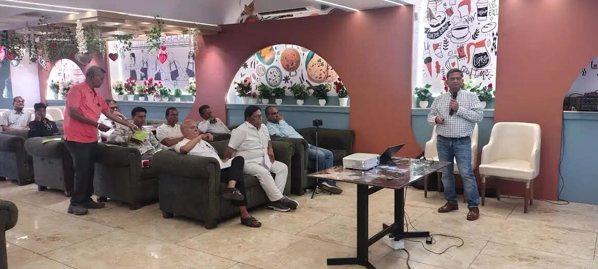 हस्तलेखन से व्यक्तित्व की पहचान संभव, लिखावट खोलती है जीवन से जुड़े कई राज : अनिल बंसल
