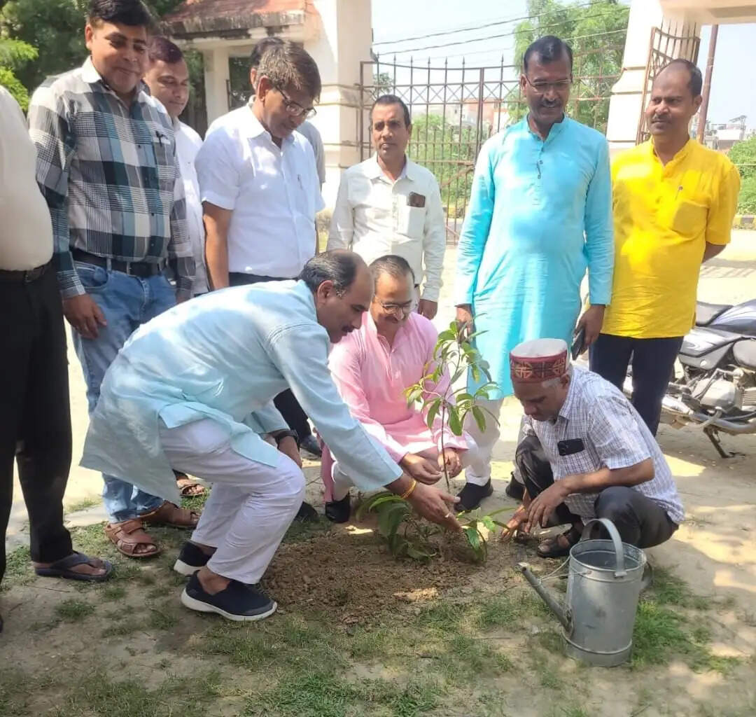 सत्य और अहिंसा को जीवन का आधार बनाएं : कर्नल विनय कुमार