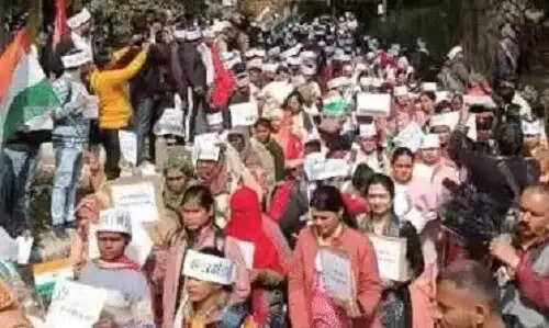 भोपाल में शिक्षकों का अनिश्चितकालीन धरना आज से,&nbsp;टीईटी&nbsp;की अनिवार्यता खत्म करने&nbsp;समेत&nbsp;कई मांग,&nbsp;2 अक्टूबर को उपवास