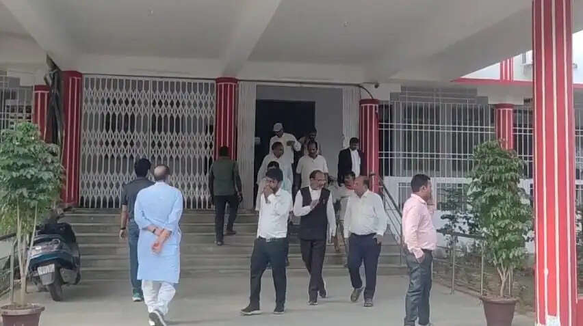 बम ब्लास्ट केस में दो दोषियों को 10-10 साल की सजा