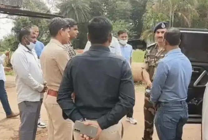 एके-47 की सफाई के दौरान चली गोली, सीआईएसएफ प्रधान आरक्षक की हुई मौत