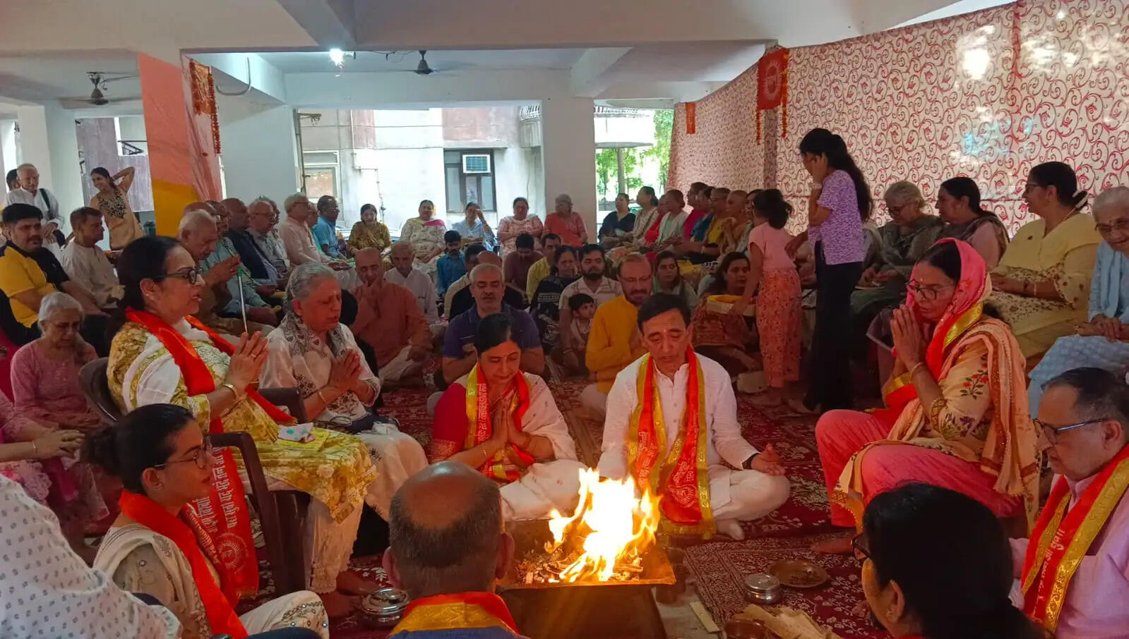 युवाओं के मित्र बनें अभिभावक, तभी बचेंगे नशे और वैचारिक प्रदूषण से: विनोद बंसल