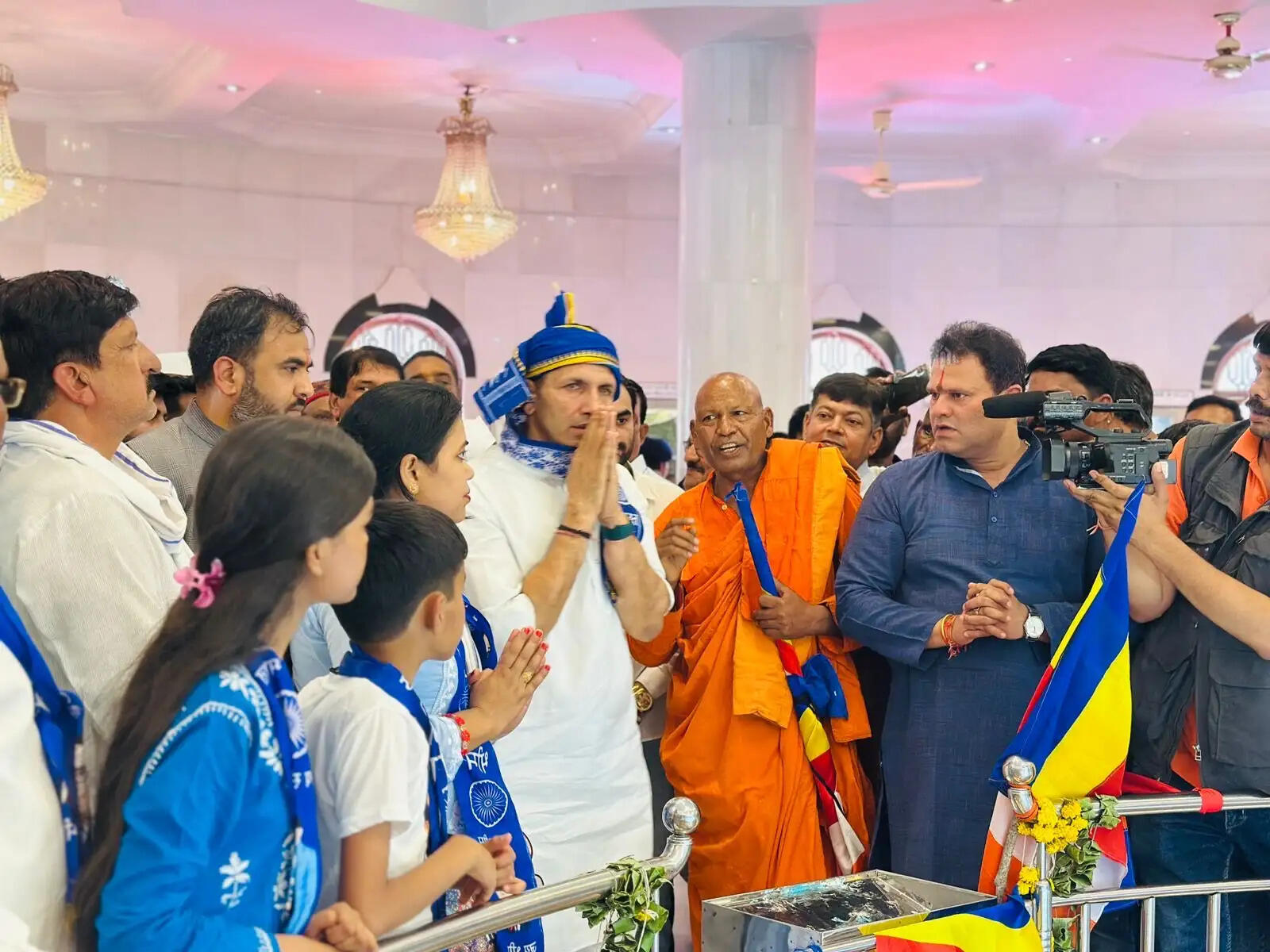 बाबा साहब की जन्मस्थली महू में जीतू पटवारी ने किया नमन, भोपाल में प्रतिमा अनावरण में हुए शामिल