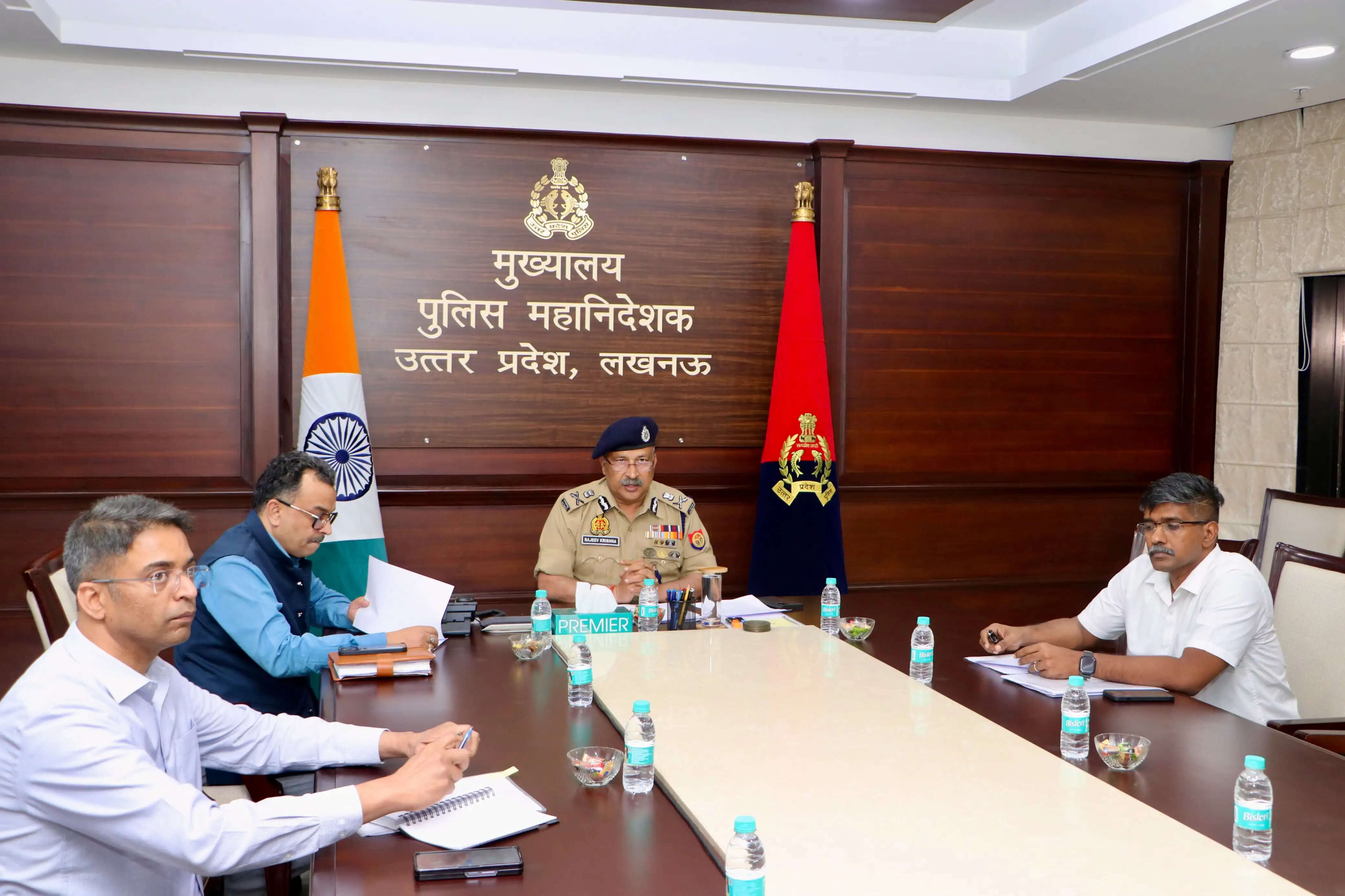 नोएडा में हुई आगजनी और तोड़फोड़ में दोषी पाए जाने वालों से वसूली जाएगी रकम : डीजीपी