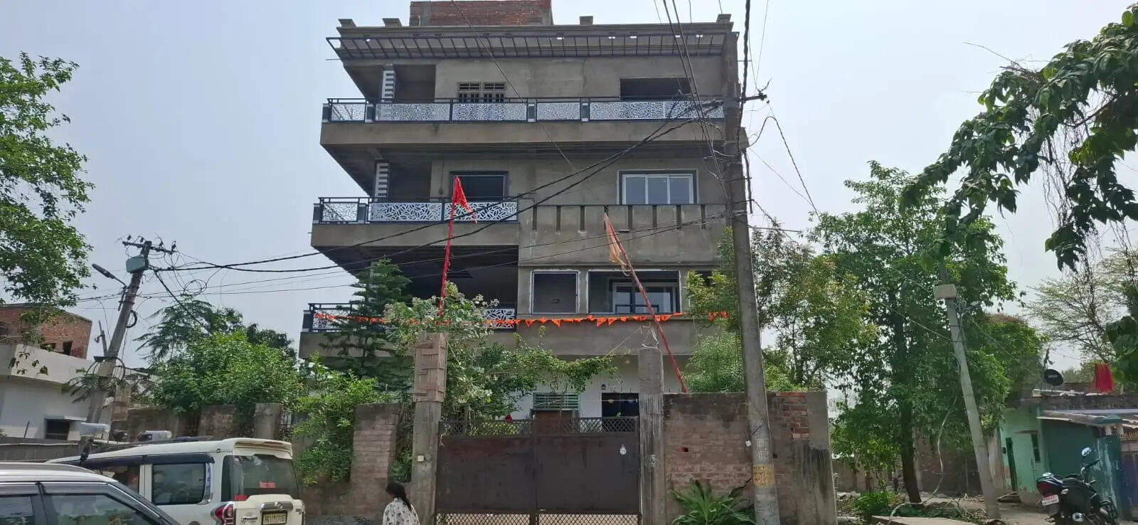 आय से अधिक संपत्ति मामले में डीएसपी गौतम कुमार पर ईओयू का शिकंजा, कई ठिकानों पर छापेमारी