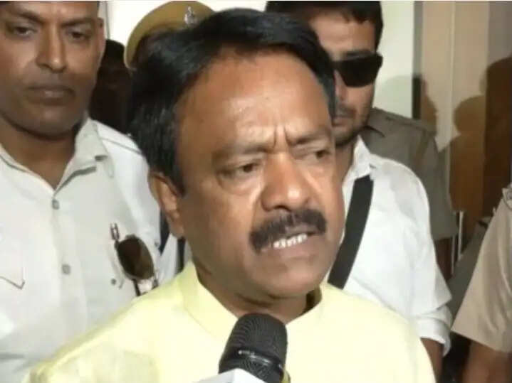 राशन से गेहूं का आटा हटाने की तैयारी, खाद्य मंत्री अशोक कीर्तानिया का बड़ा बयान
