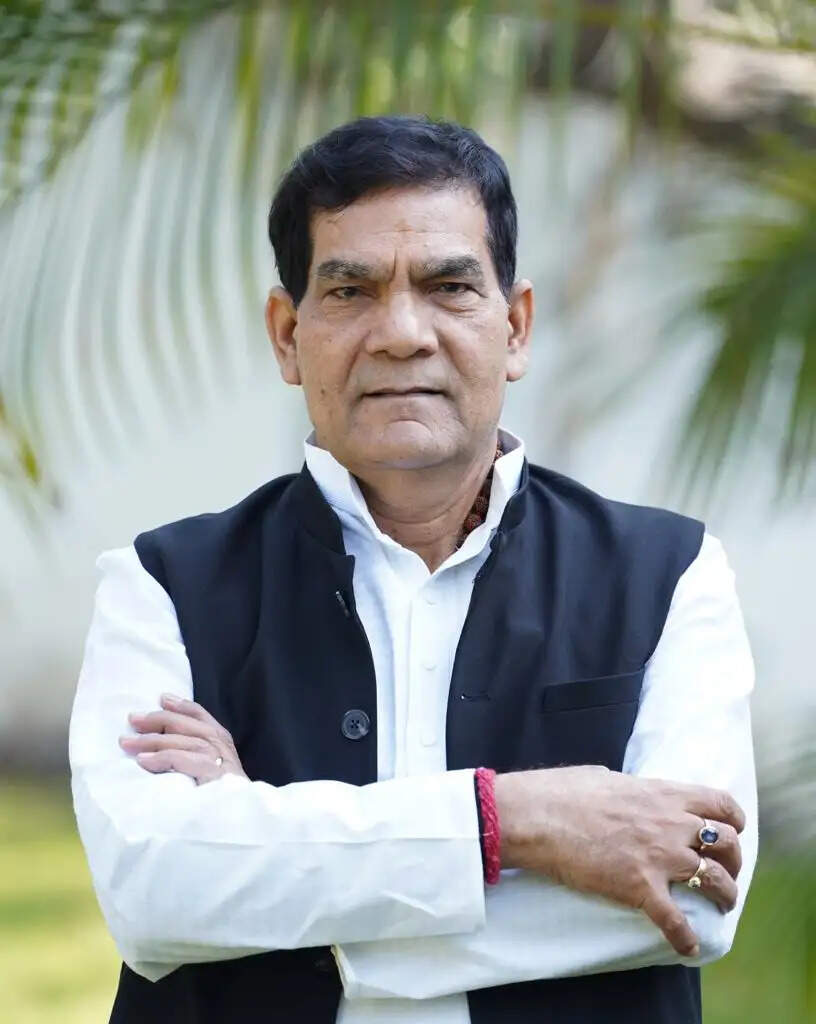 उप्र सरकार ने लगातार सातवें वर्ष&nbsp;बिजली दरों में कोई वृद्धि न कर करोड़ों विद्युत उपभोक्ताओं को दी&nbsp;की बड़ी सौगात : ए.के. शर्मा