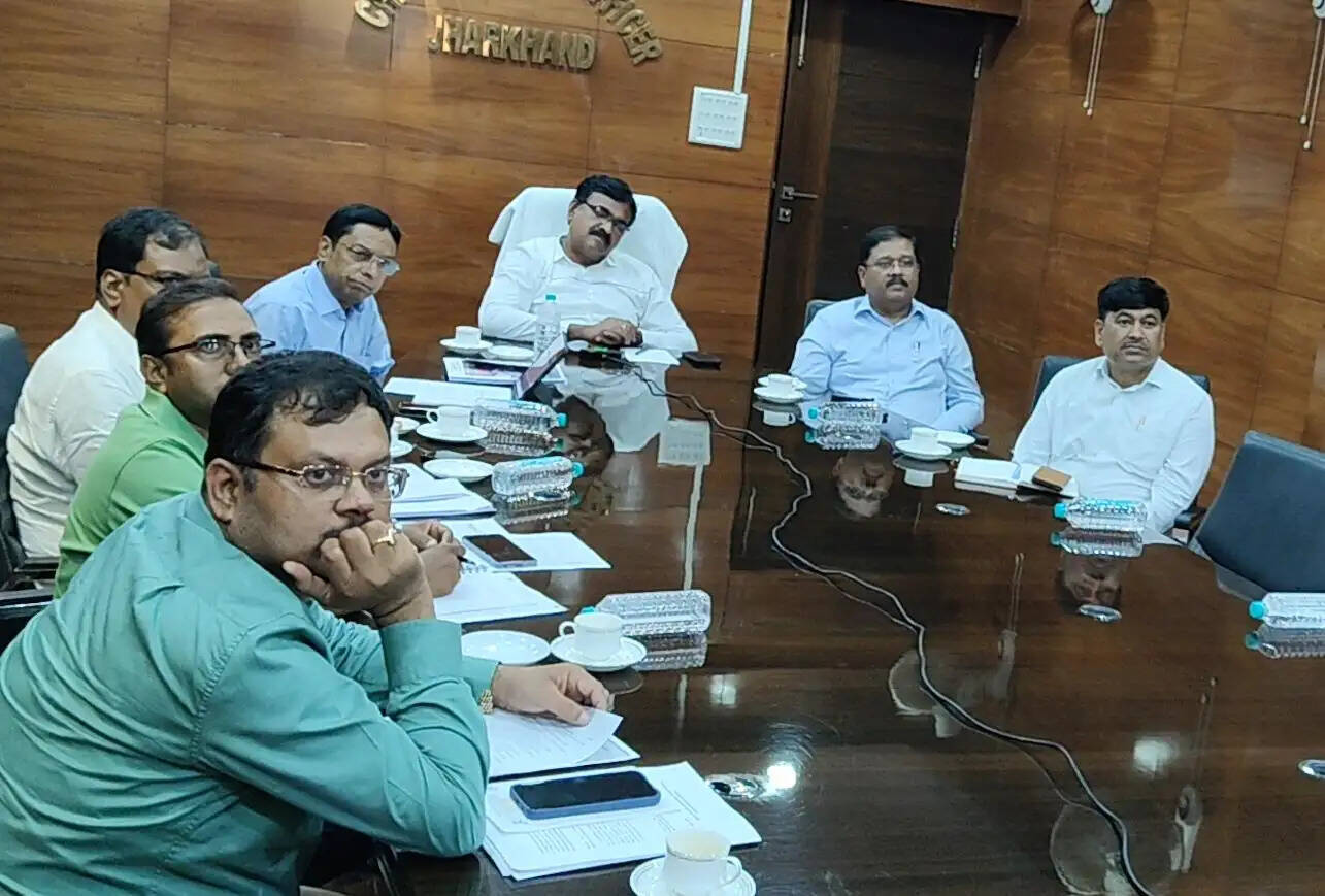 मुख्य निर्वाचन पदाधिकारी ने ईआरओ और एईआरओ को दिया प्रशिक्षण