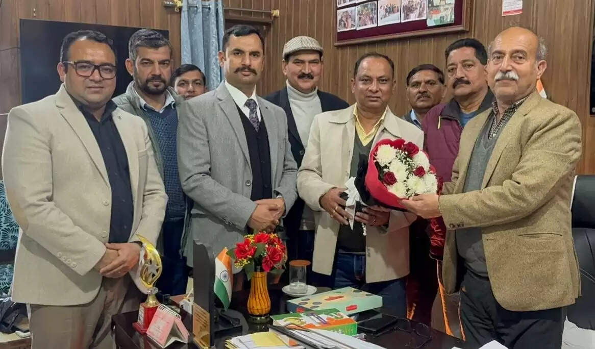 जेकेपीएसए प्रतिनिधिमंडल ने सीईओ से की शिष्टाचार भेंट, निजी स्कूलों और शिक्षा विभाग के बीच बेहतर समन्वय पर चर्चा