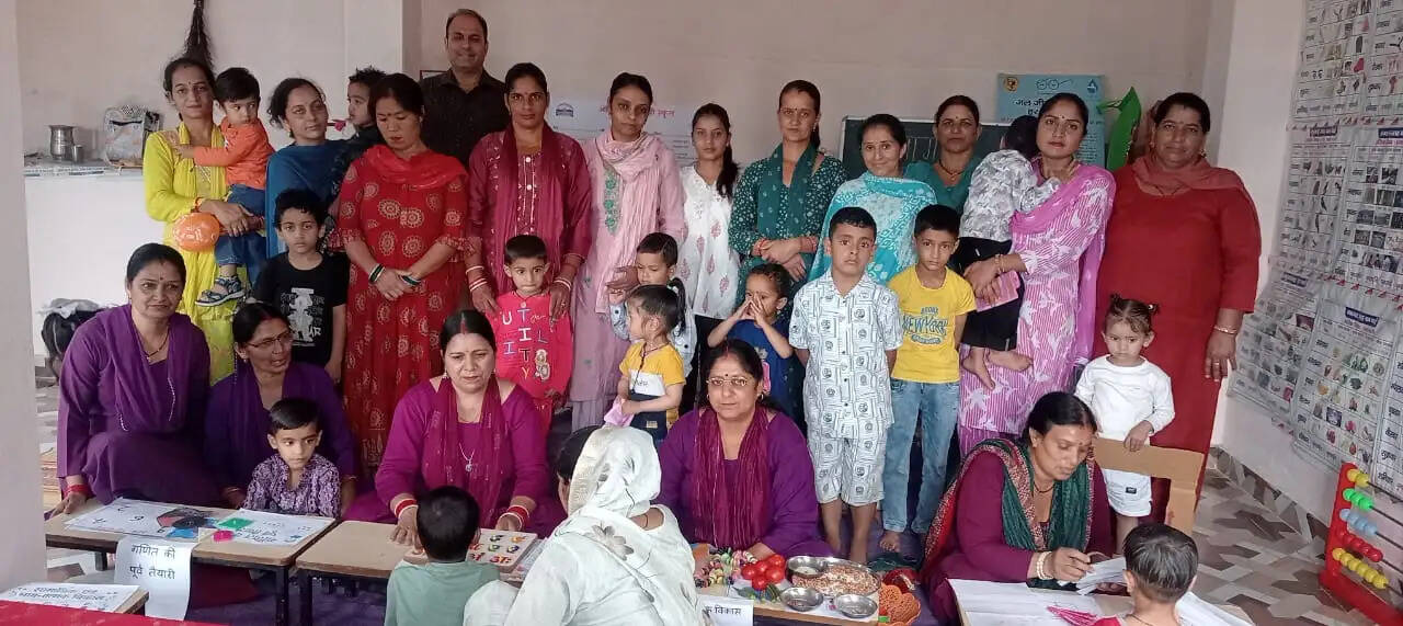 कमाल की तैयारी-2026 के तहत पांच आंगनवाड़ी सह प्री-स्कूलों में समर मेला आयोजित